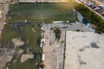 Bari, quello storico centro sportivo ai piedi del Faro: ora � una discarica a cielo aperto